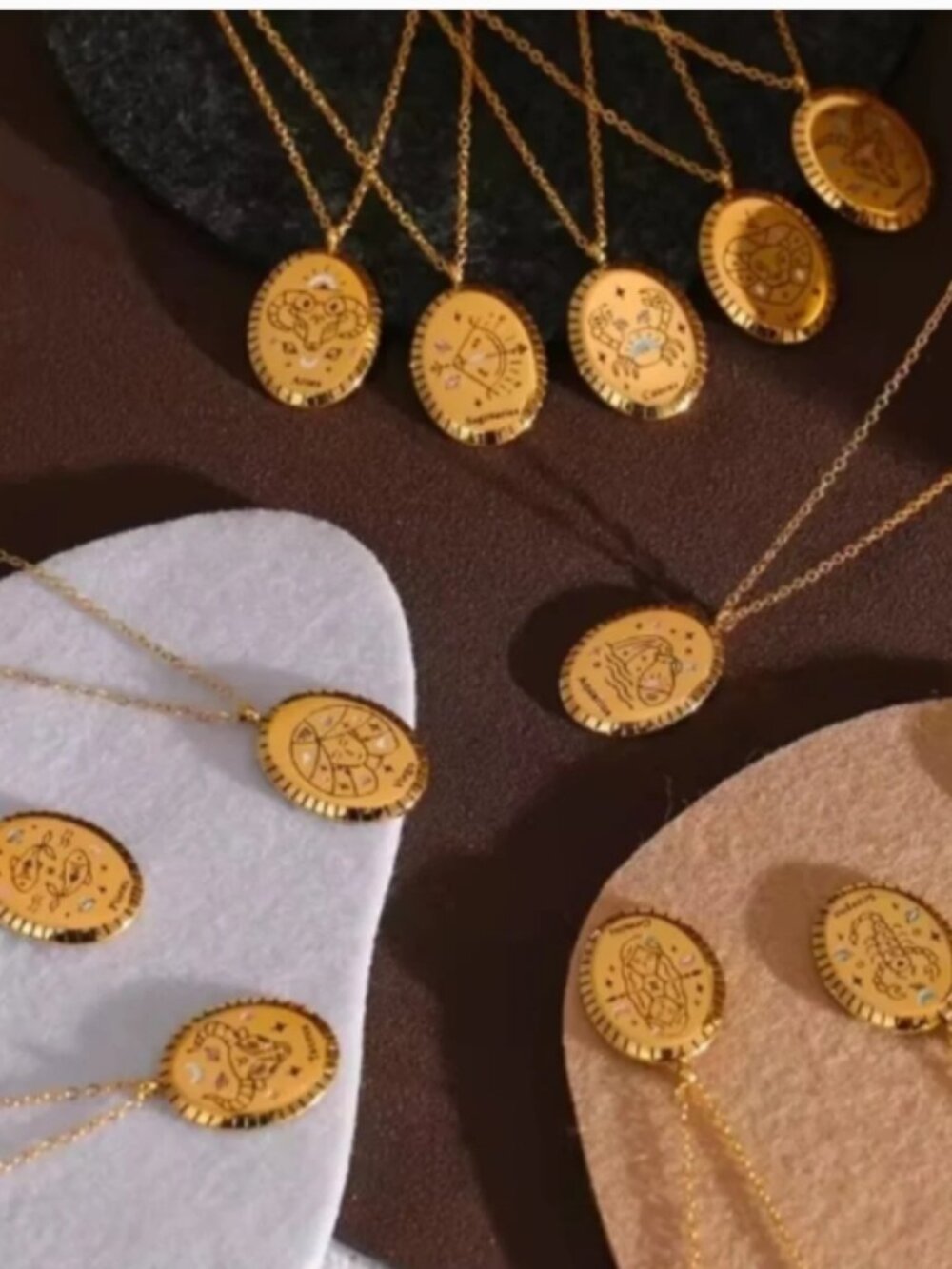 NEW 18K Gold Plated Zodiac Sign Oval Pendant Necklace